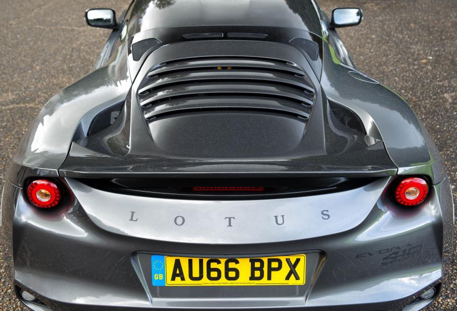 Детали экстерьера Lotus Evora Sport 410 2016 года  (UK) (фото 19 из 20)